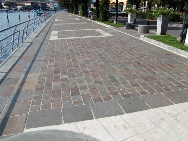 Preventivi-realizzazione-pavimenti-per-esterni-Reggio-Emilia